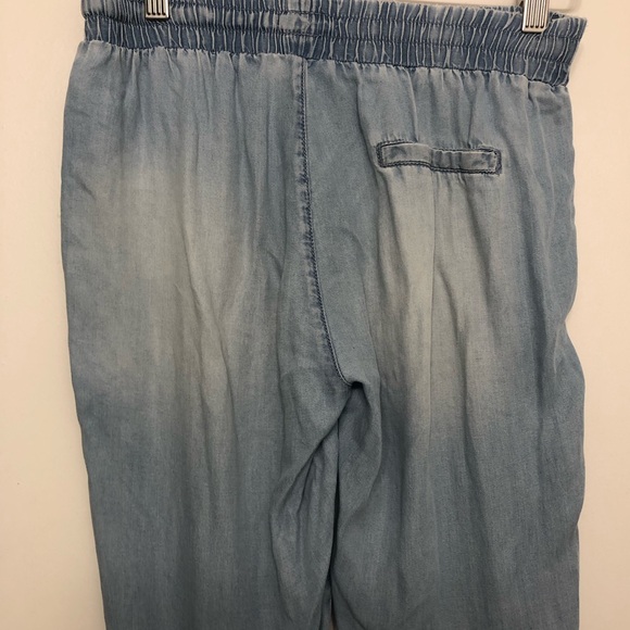 Ardene, light wash denim joggers, XS - Picture 4 of 11